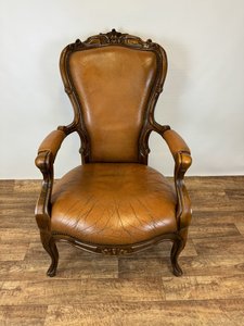 Starožitné luxusné kožené kreslo, obdobie rokoka