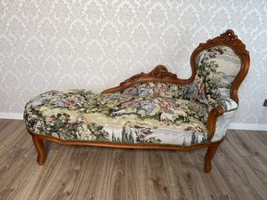 Pohovka chaise longue drevo, cena za ks