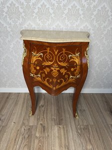 Intarzovaná komoda s mramorovou doskou, cena za ks