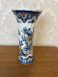 Dekoratívna váza s kvetinovým motívom, cena za ks