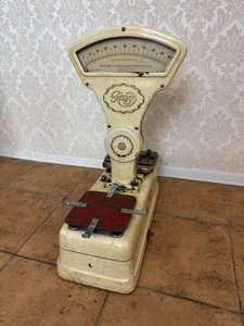 Mechanická pultová váha RAG s dekagramovou stupnicou