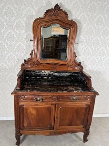 Starožitný toaletný stolík s mramorovou doskou