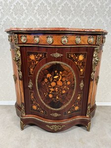 Luxusná intarzovaná komoda s mramorovou doskou